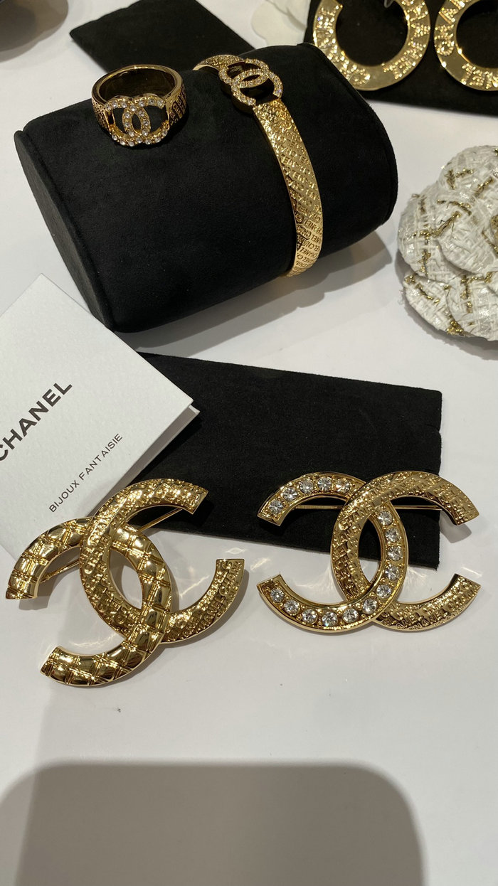 Chanel Brooch CB60301