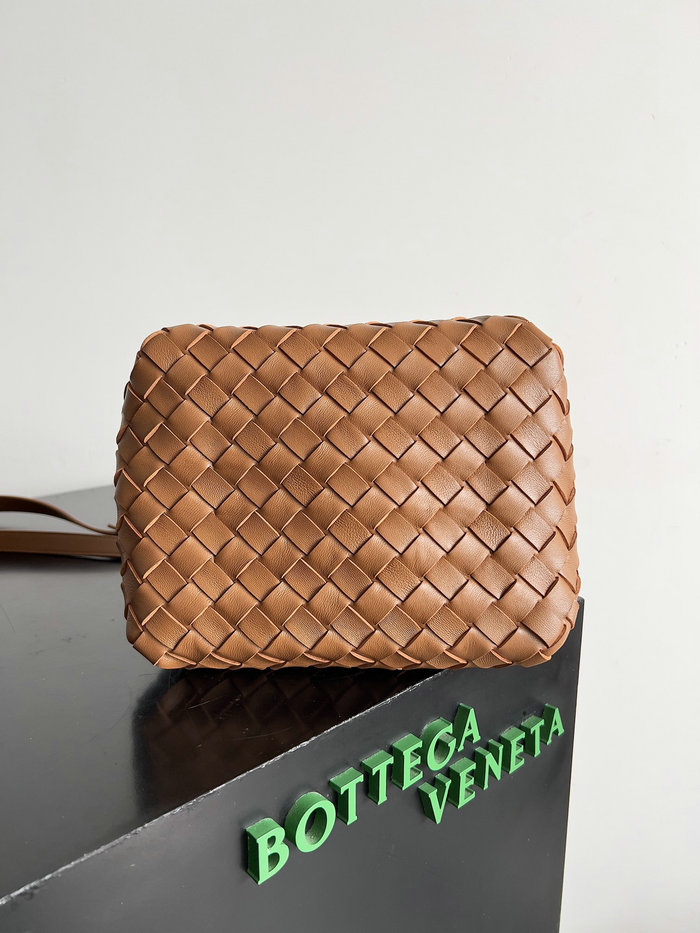 Bottega Veneta Small Andiamo Parachute Bag B796569 Brown