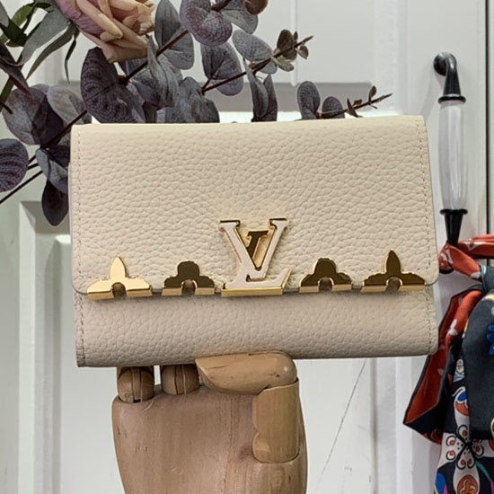 Louis Vuitton Capucines Compact Wallet M82764 Cream