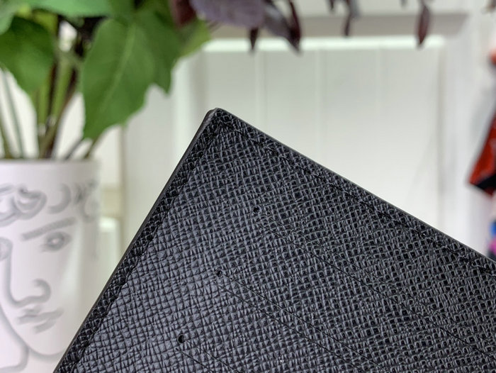 Louis Vuitton Passport Cover M83479 Black