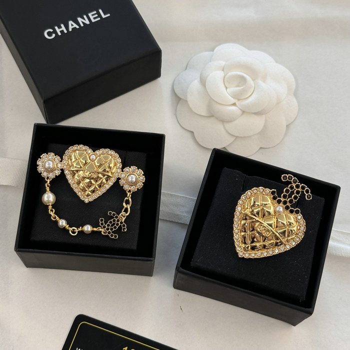 Chanel Brooch CB62601