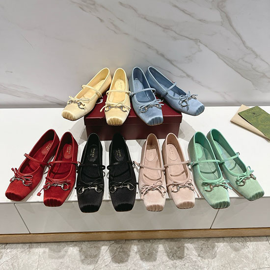 Gucci Flats SGF62801