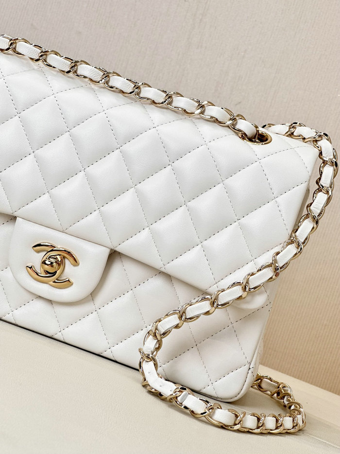 Medium Chanel Lambskin Flap Bag A01112 White