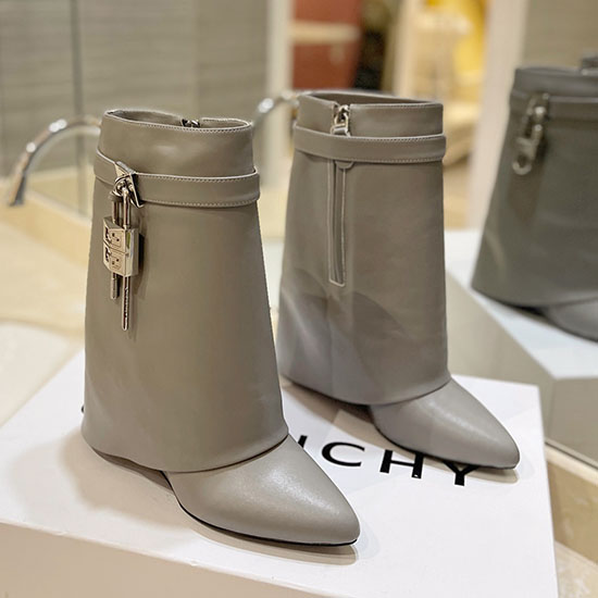 Givenchy Shark Lock Ankle Boots SGB72541