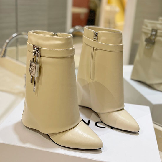 Givenchy Shark Lock Ankle Boots SGB72543