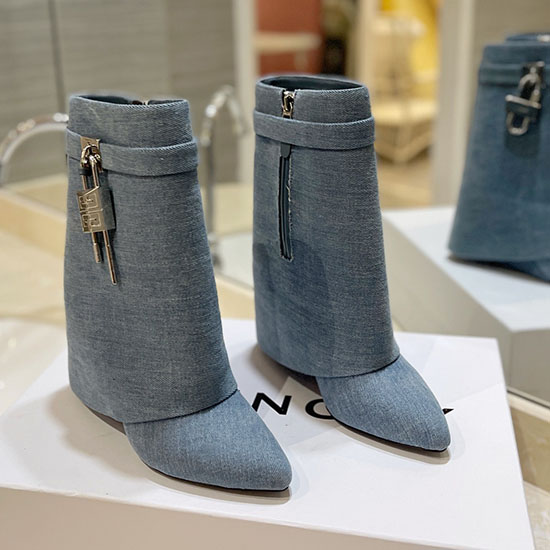 Givenchy Shark Lock Ankle Boots SGB72546