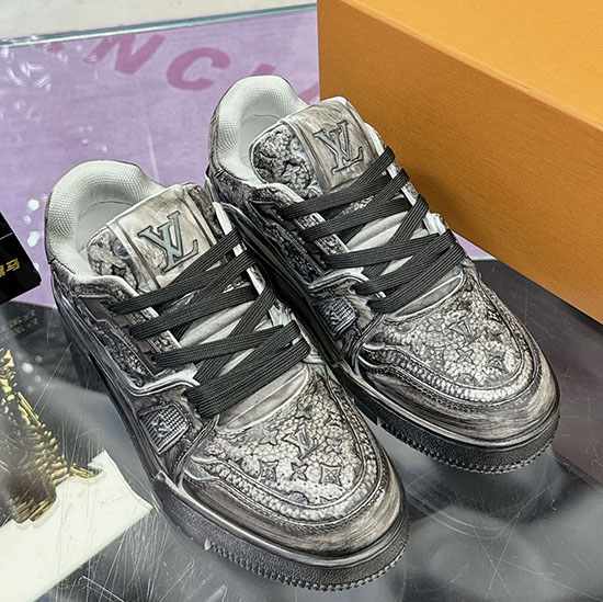 Louis Vuitton Sneakers SLS72801