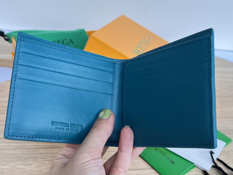 Bottega Veneta Cassette Bi-Fold Wallet 649603 teal green