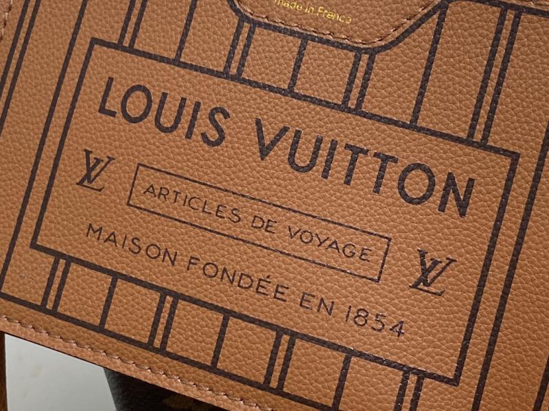 Louis VUitton Neverfull Bandouliere Inside Out BB M12099 Brown