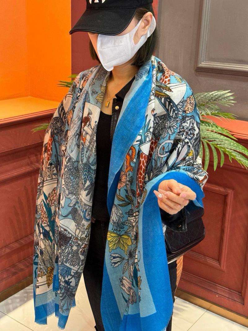 Hermes Scarf SHS92716