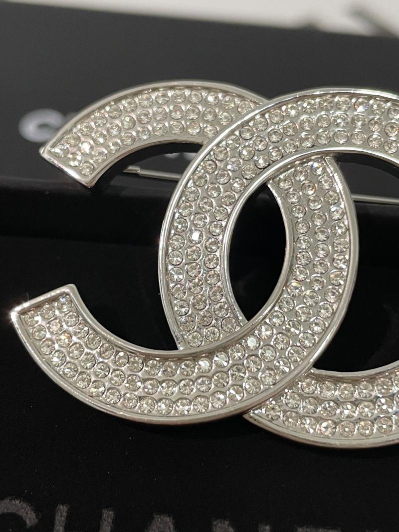 Chanel Brooch CB123001