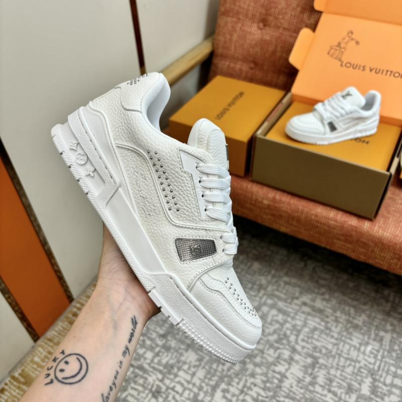 Louis Vuitton Sneakers SLS21602