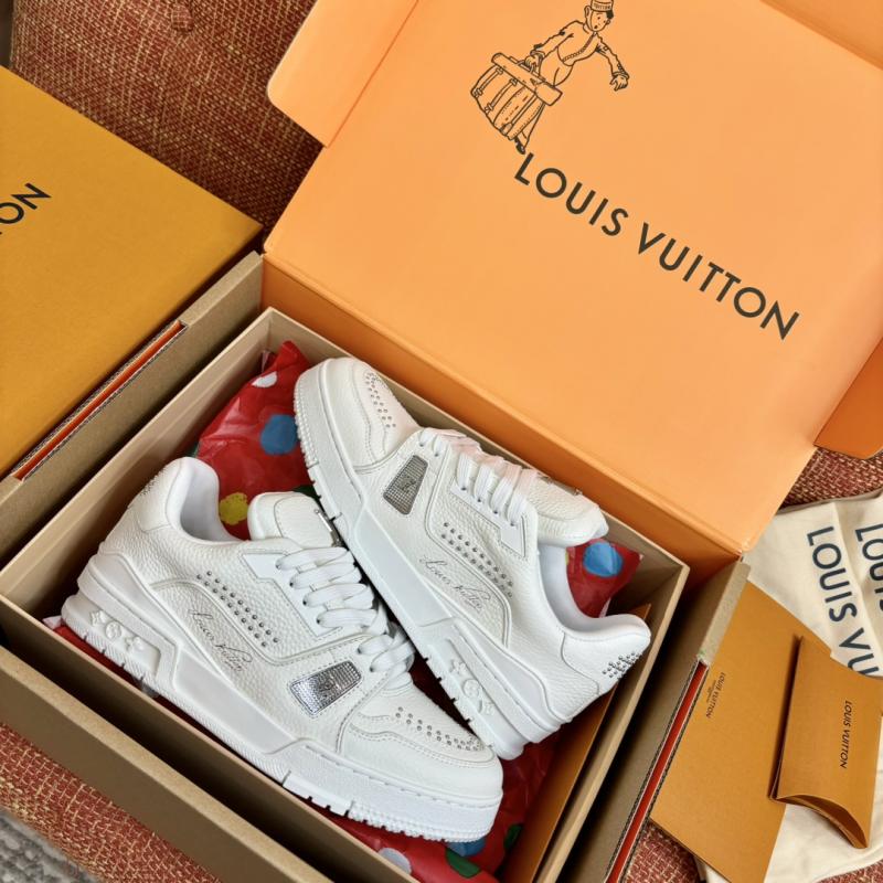 Louis Vuitton Sneakers SLS21602