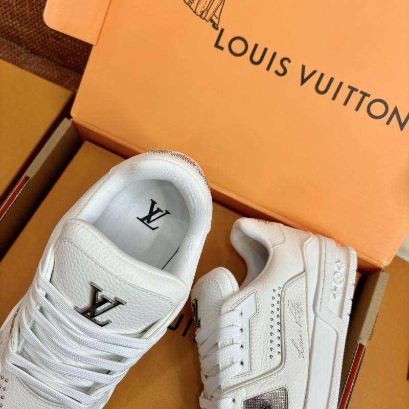 Louis Vuitton Sneakers SLS21602