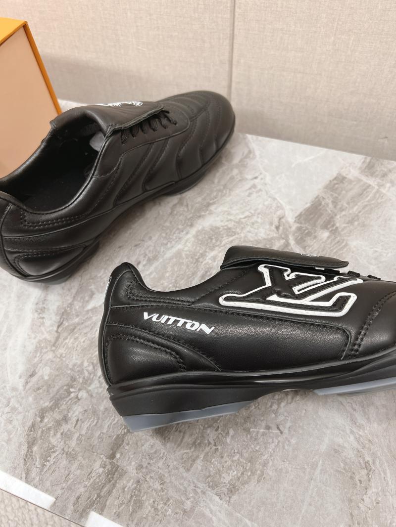 Louis Vuitton Sneakers SLS21702