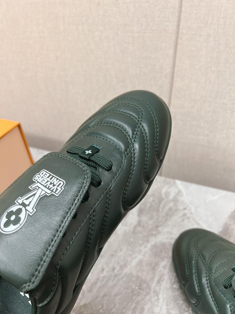 Louis Vuitton Sneakers SLS21705