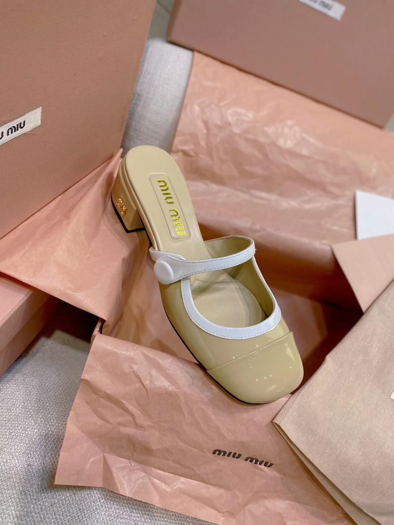 Miu Miu Pumps SMP21801
