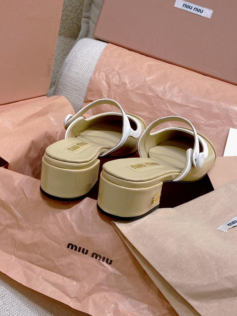 Miu Miu Pumps SMP21801