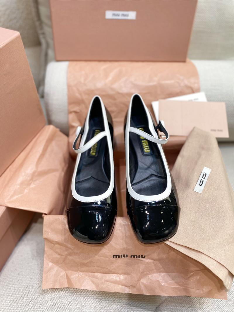 Miu Miu Pumps SMP21802