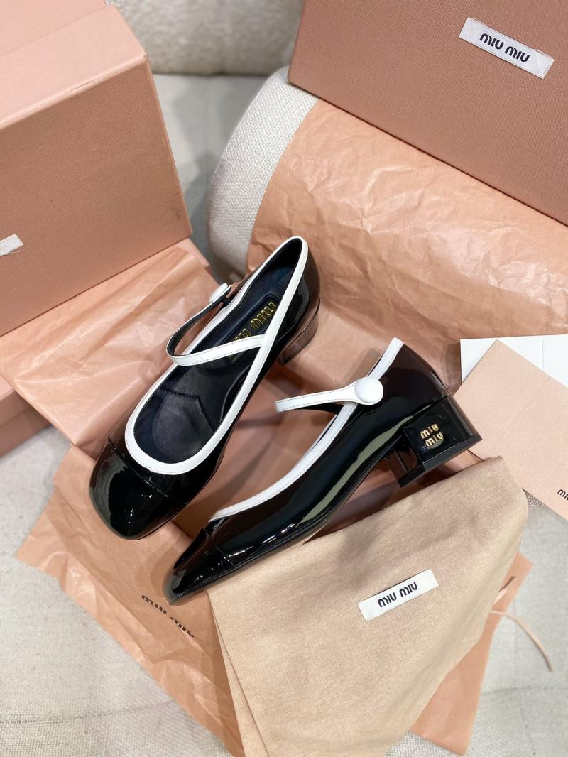 Miu Miu Pumps SMP21802