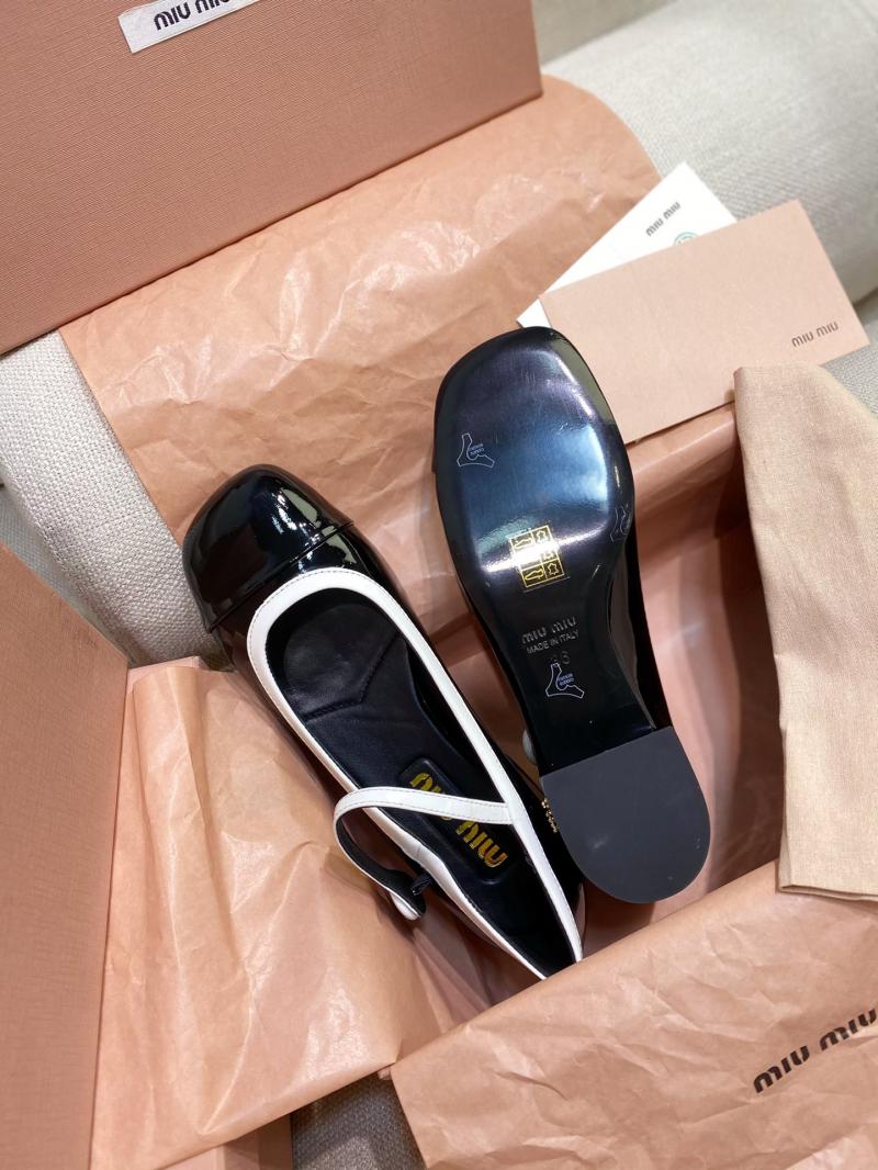 Miu Miu Pumps SMP21802