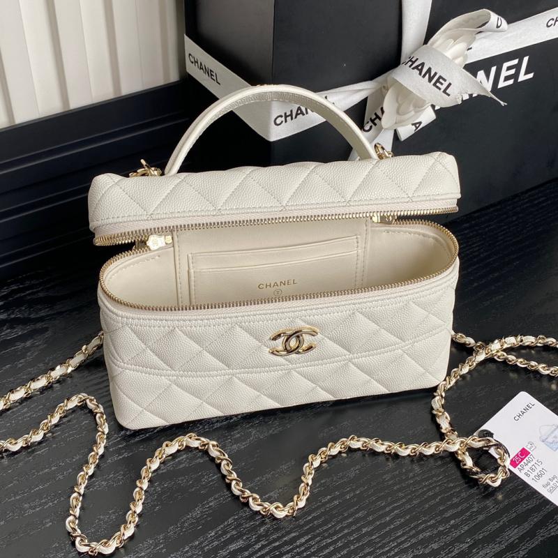 Chanel Long Vanity with Chain White AP4407