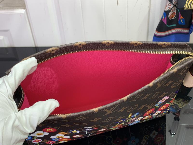 LV x TM Toiletry Pouch M14180