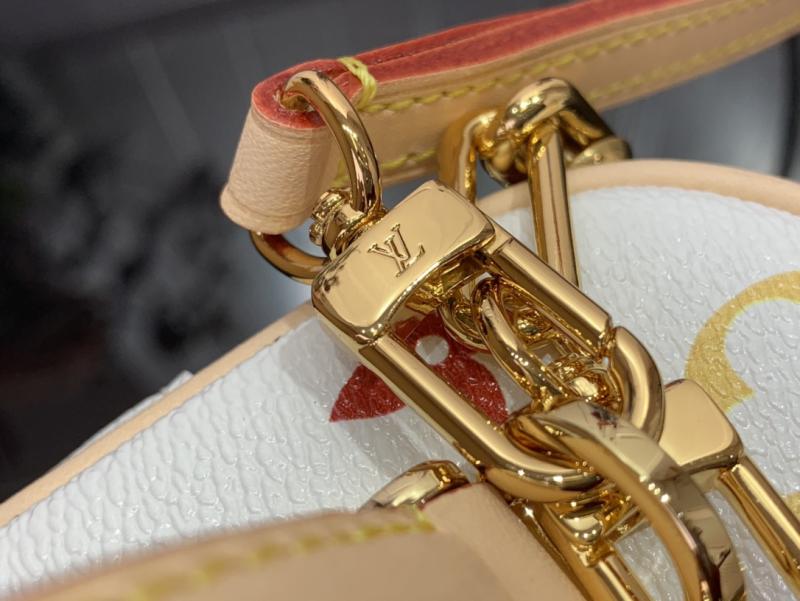 LV x TM Vanity Chain Pouch M13662
