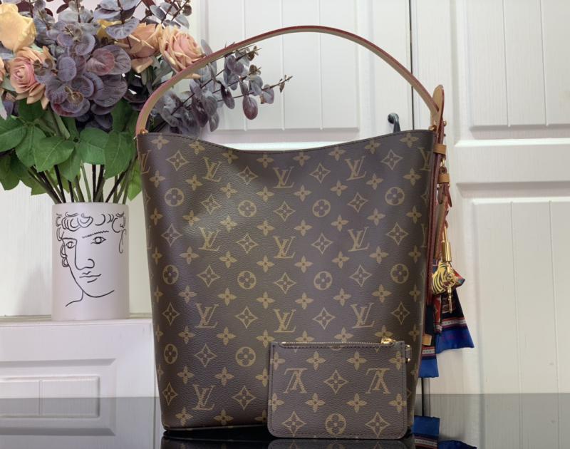 Louis Vuitton All In GM M12926
