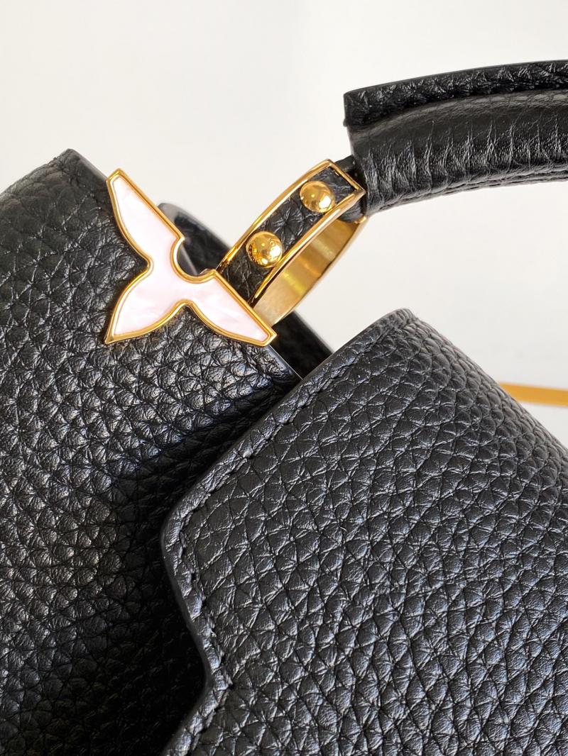 Louis Vuitton Capucines BB M25404 Black