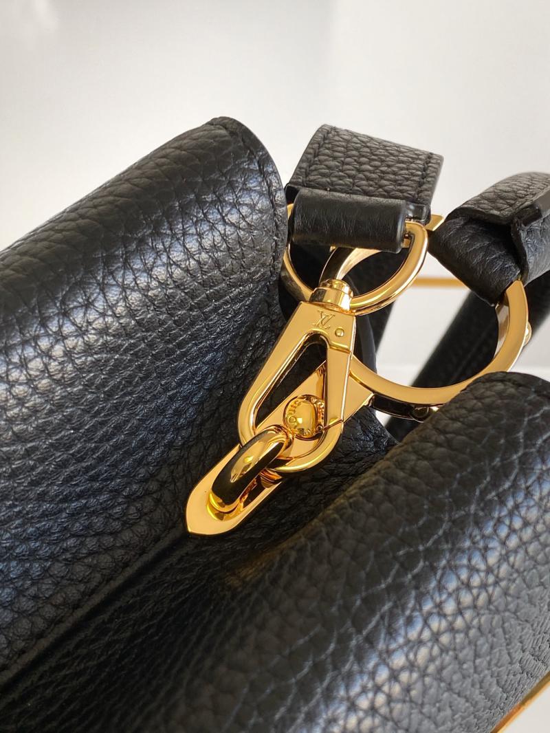 Louis Vuitton Capucines BB M25404 Black