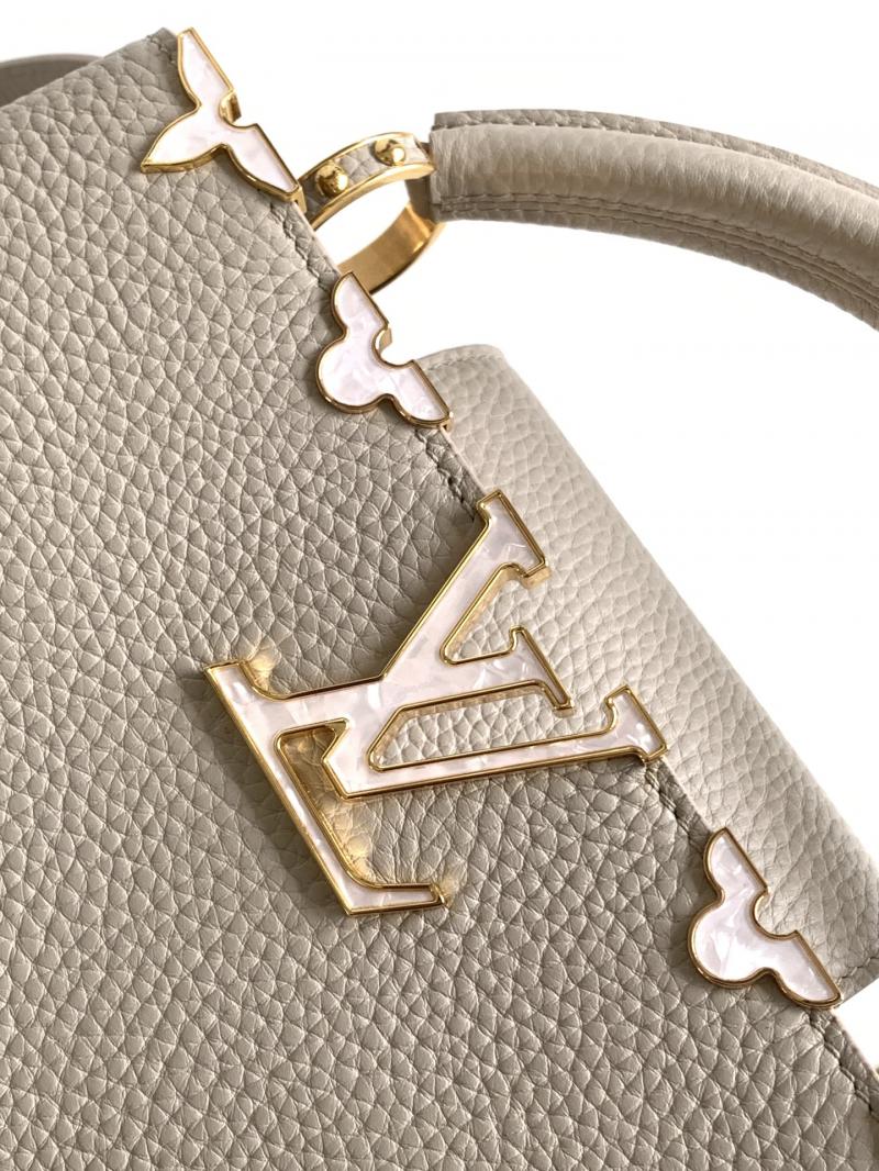 Louis Vuitton Capucines BB M25404 Grey