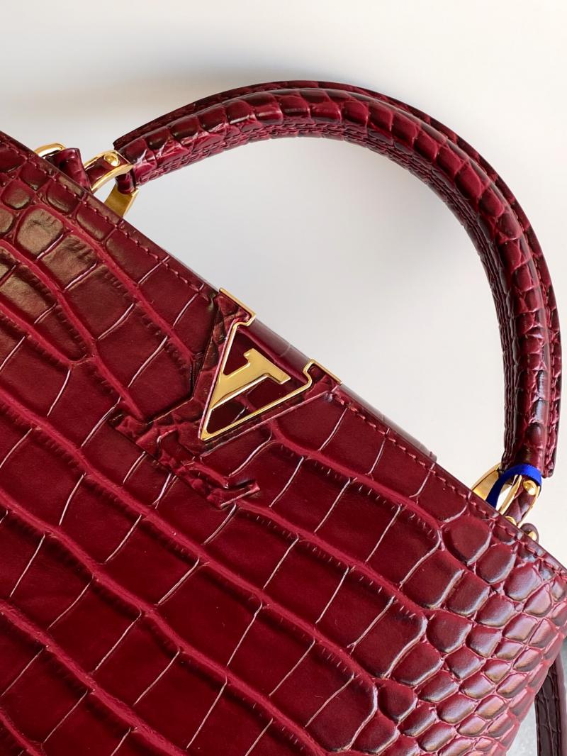 Louis Vuitton Capucines BB N92173 Burgundy