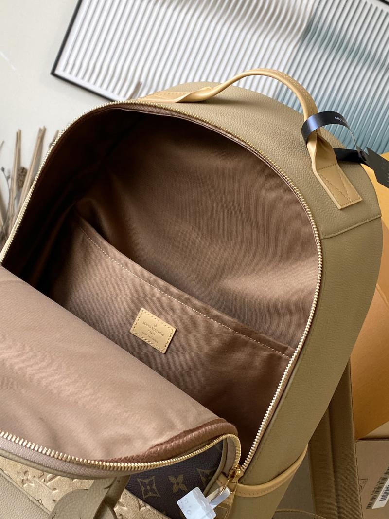 Louis Vuitton Outdoor Backpack M12624