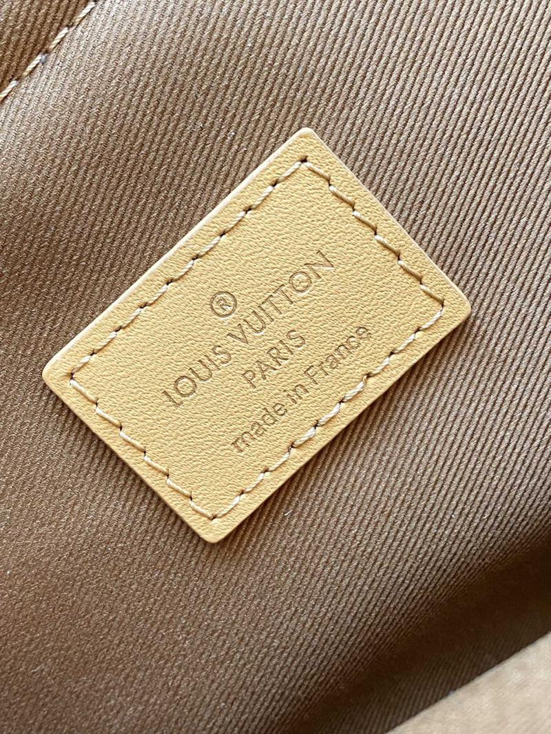 Louis Vuitton Outdoor Backpack M12624