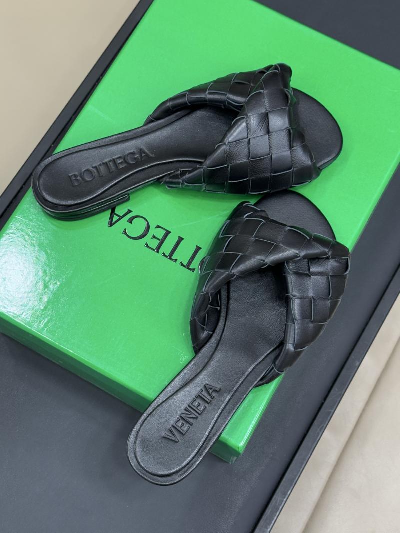 Bottega Veneta Sandals SBVS30601