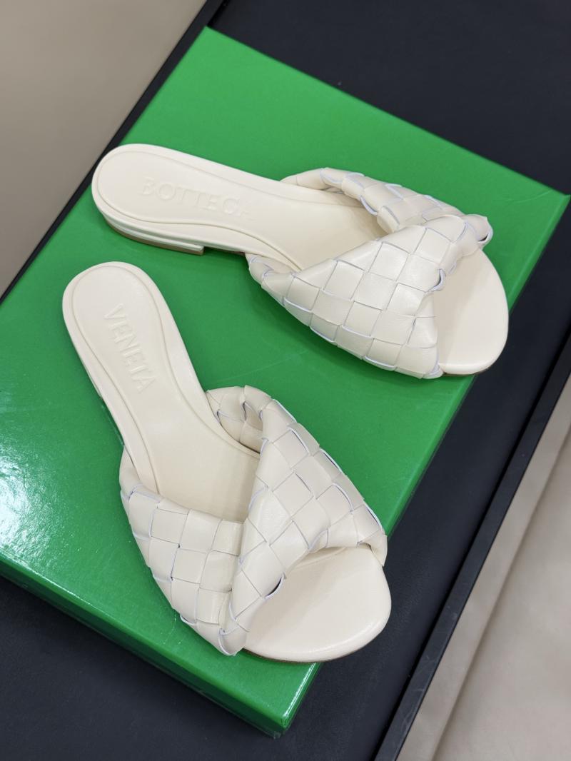 Bottega Veneta Sandals SBVS30602