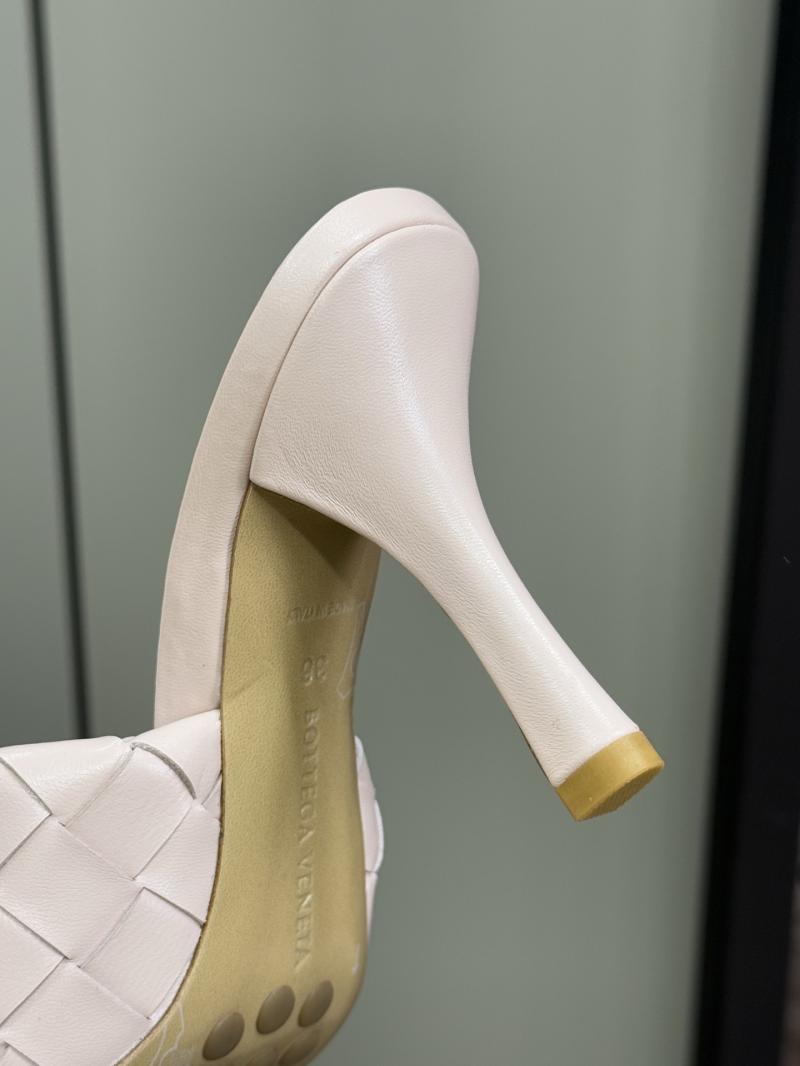 Bottega Veneta Sandals SBVS30605