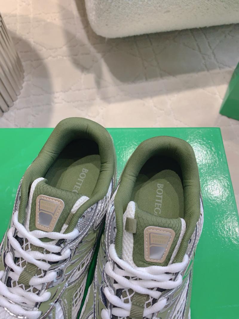 Bottega Veneta Unisex Sneakers SBVS31302