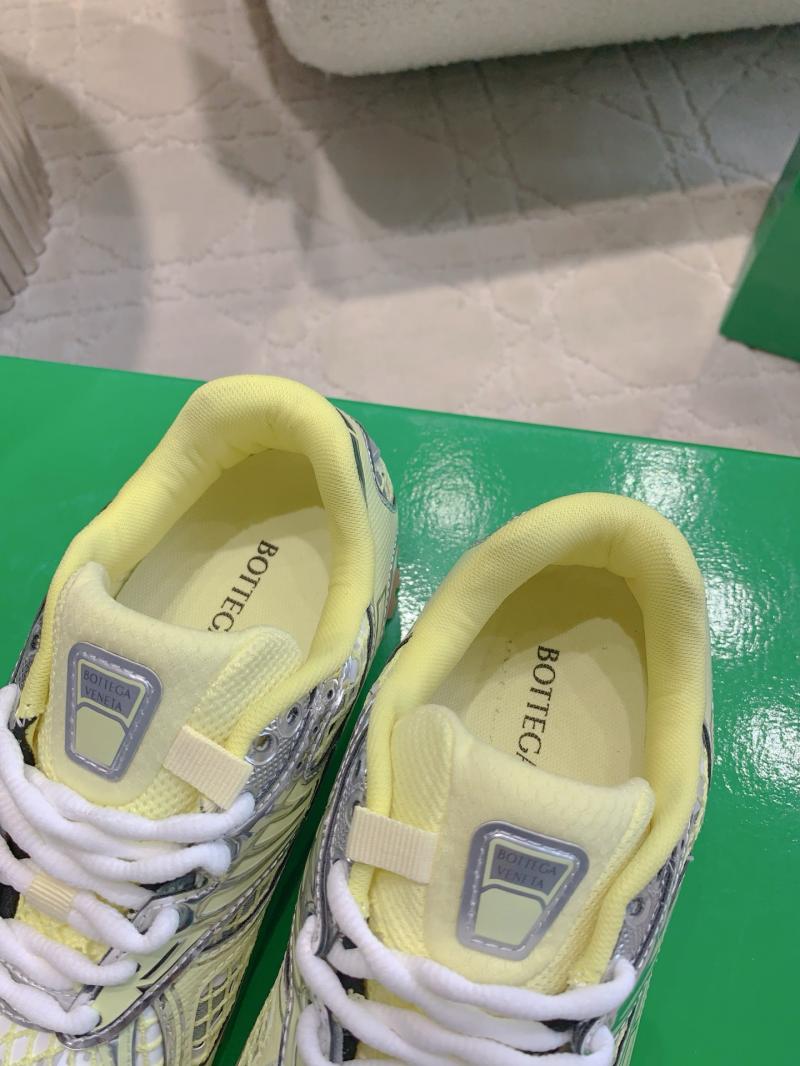 Bottega Veneta Unisex Sneakers SBVS31306