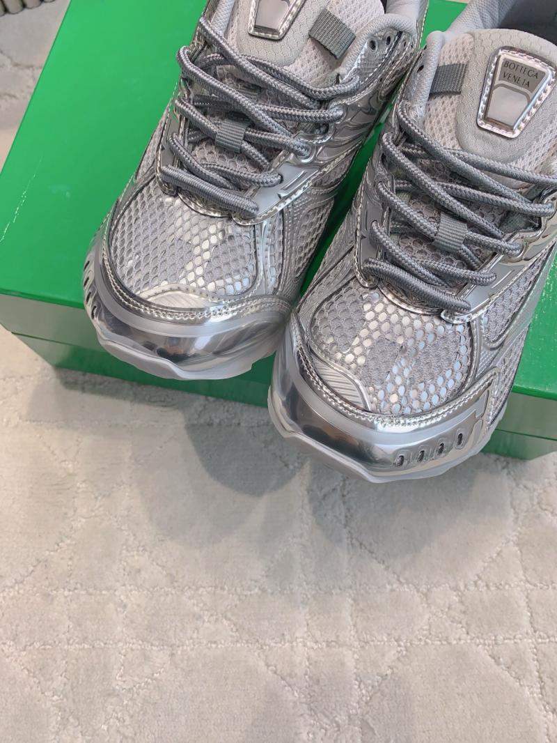 Bottega Veneta Unisex Sneakers SBVS31307