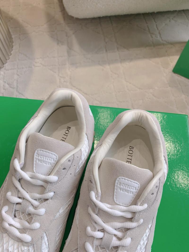 Bottega Veneta Unisex Sneakers SBVS31308