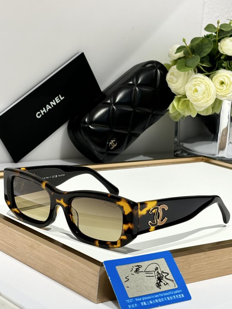 Chanel Sunglasses CH5525