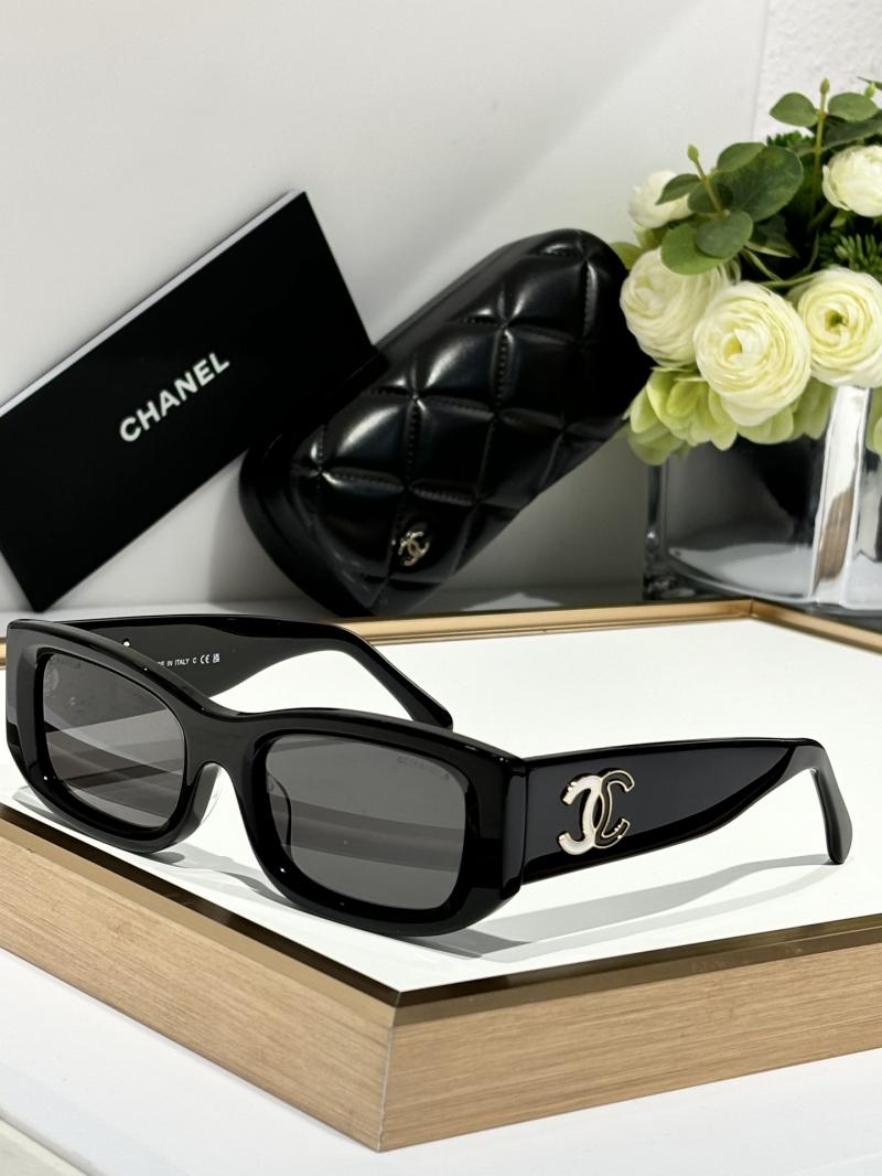 Chanel Sunglasses CH5525