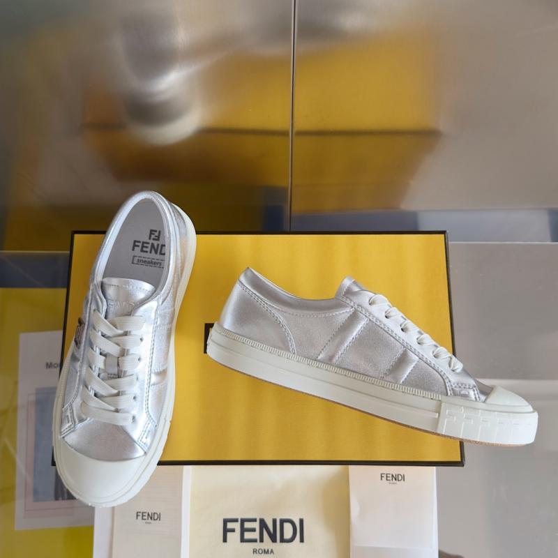 Fendi Unisex Sneakers SFS31401
