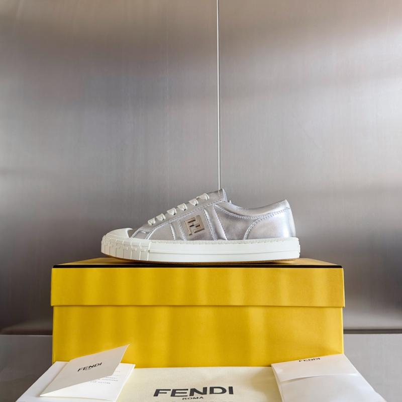 Fendi Unisex Sneakers SFS31401