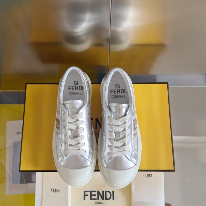 Fendi Unisex Sneakers SFS31401