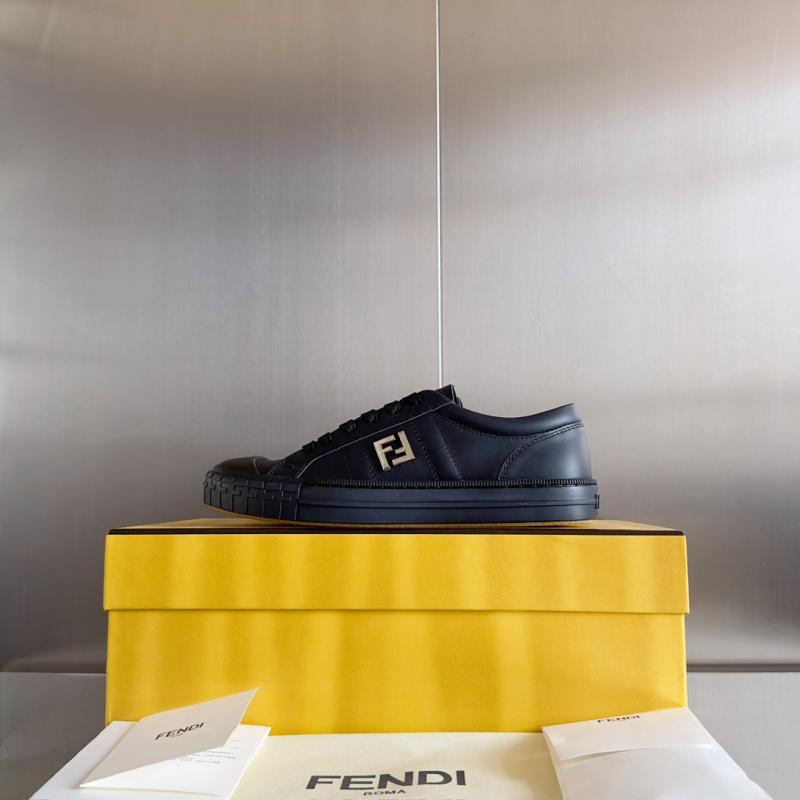 Fendi Unisex Sneakers SFS31403