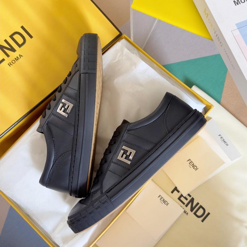 Fendi Unisex Sneakers SFS31403