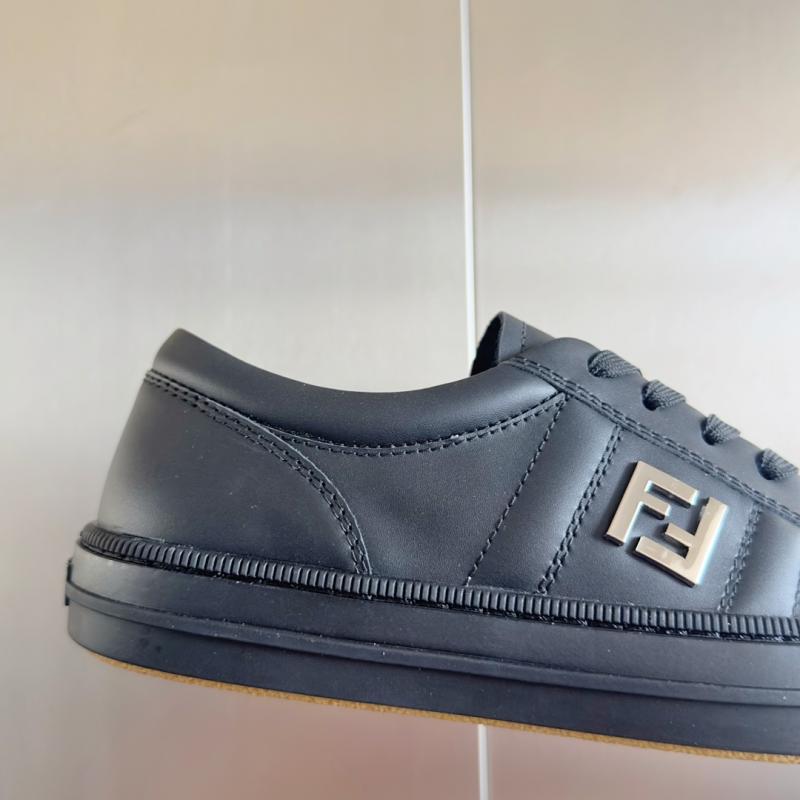Fendi Unisex Sneakers SFS31403